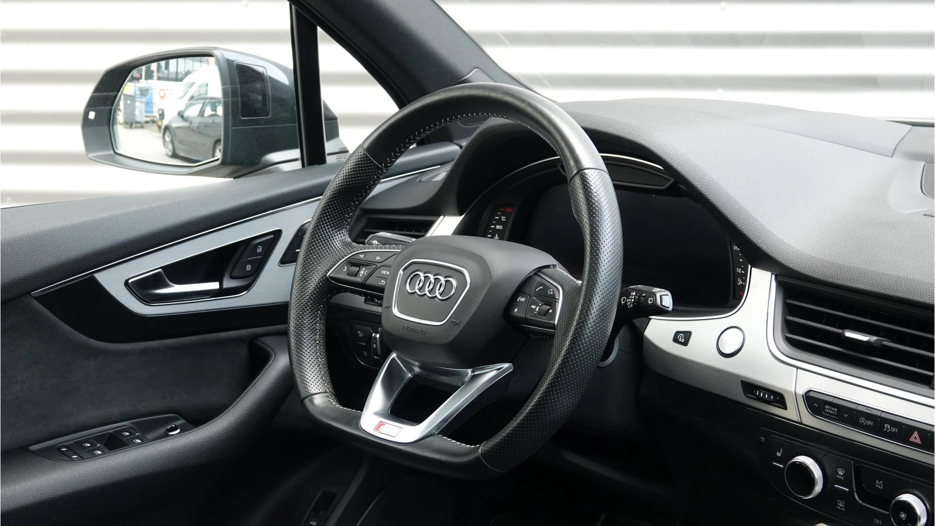 Hoofdafbeelding Audi Q7