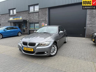 BMW 3 Serie 325i High Executive | 1E EIGENAAR | 12MND GARANTIE | XENON | LEDER | CLIMA | STOELVERW. |