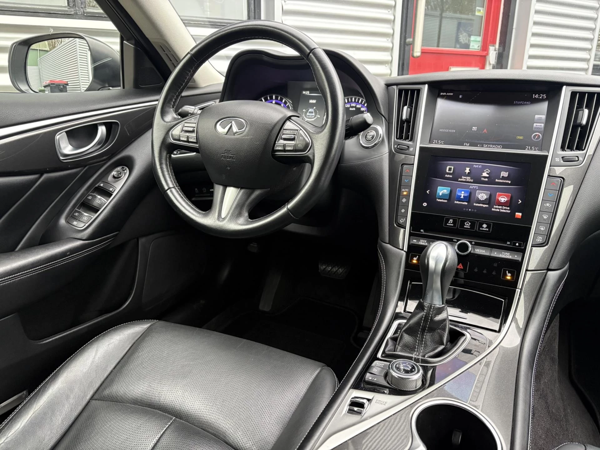 Hoofdafbeelding Infiniti Q