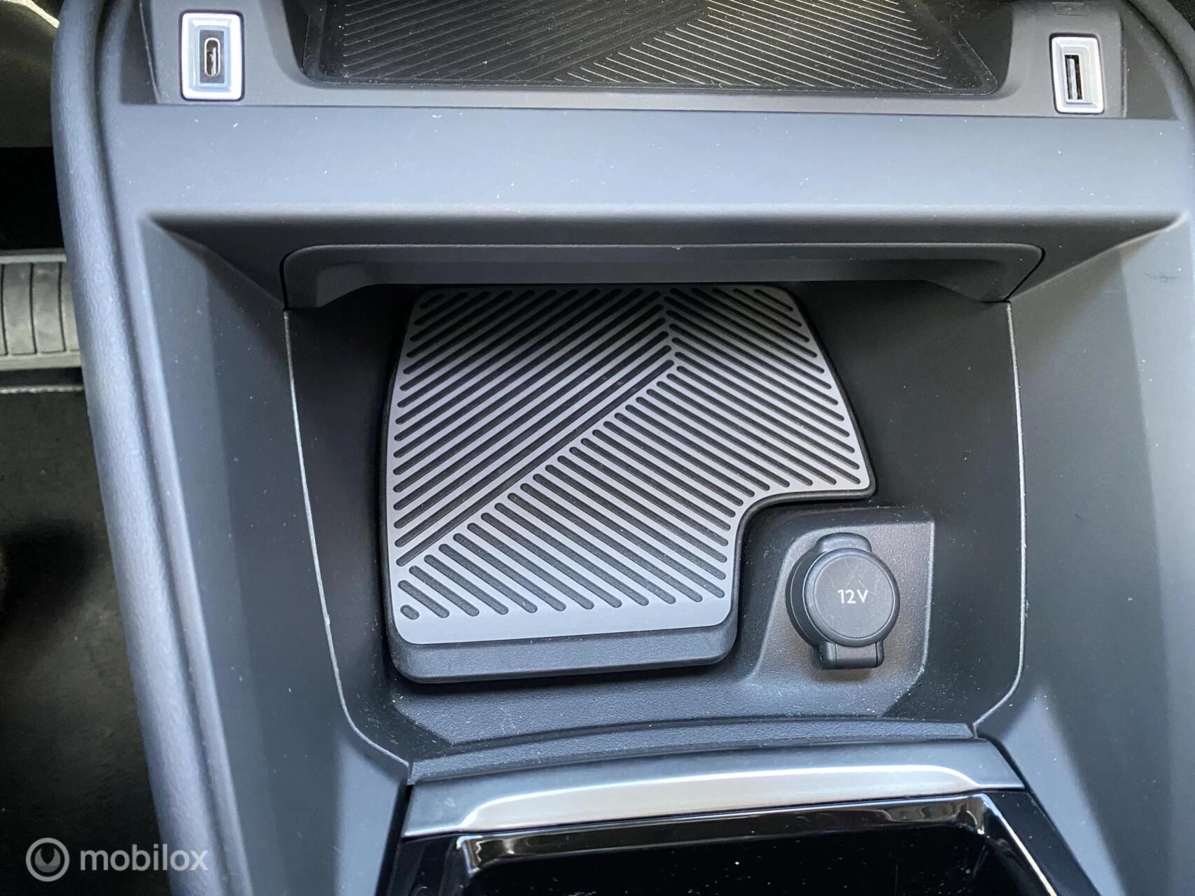 Hoofdafbeelding Citroën ë-C4