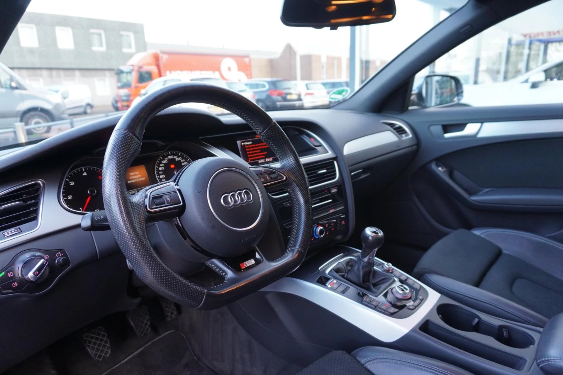 Hoofdafbeelding Audi A4