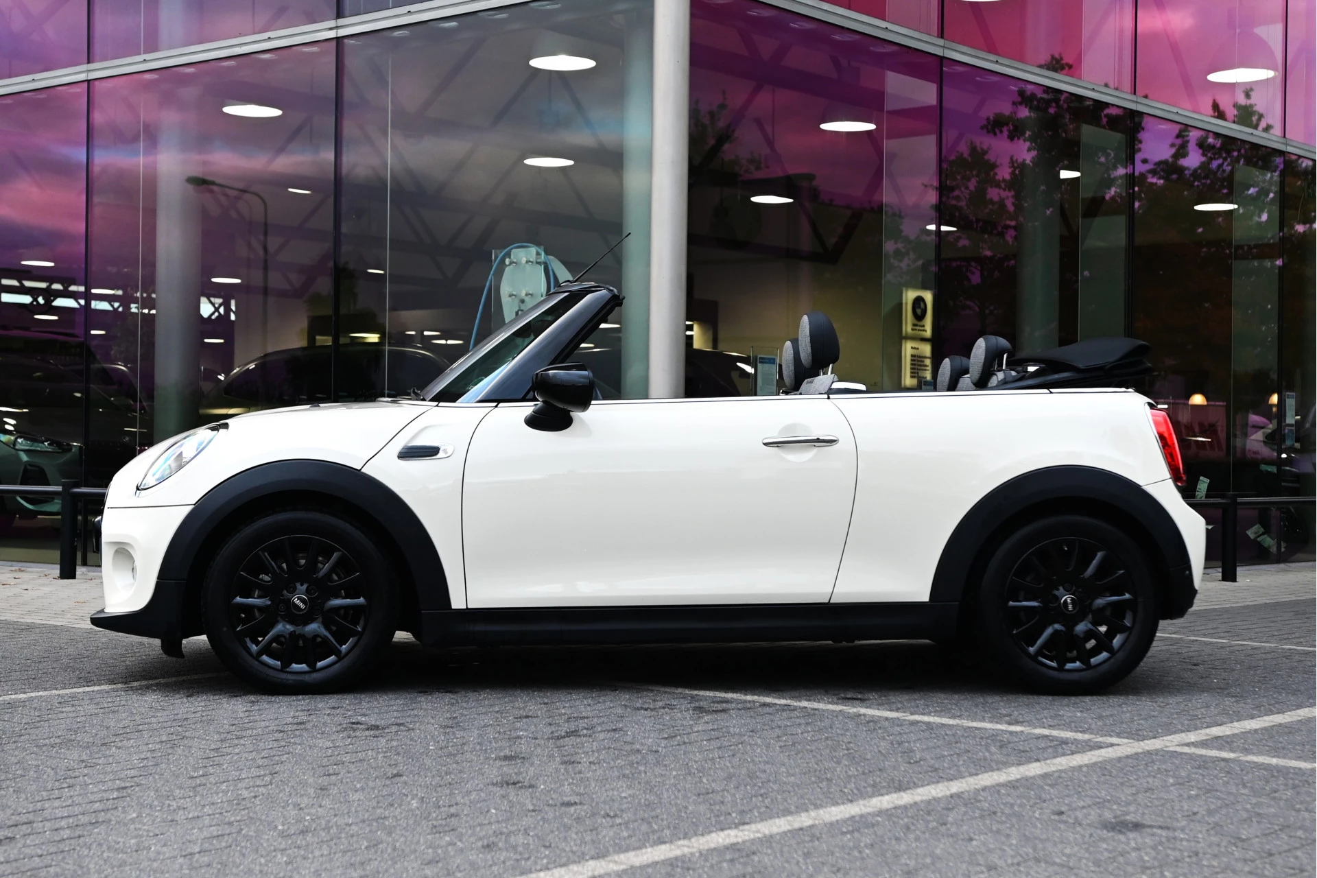 Hoofdafbeelding MINI Cooper Cabrio