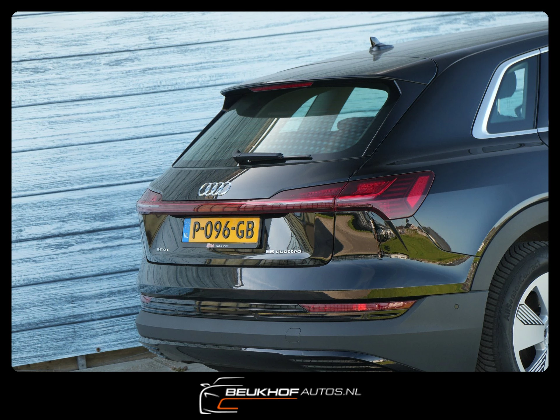 Hoofdafbeelding Audi e-tron