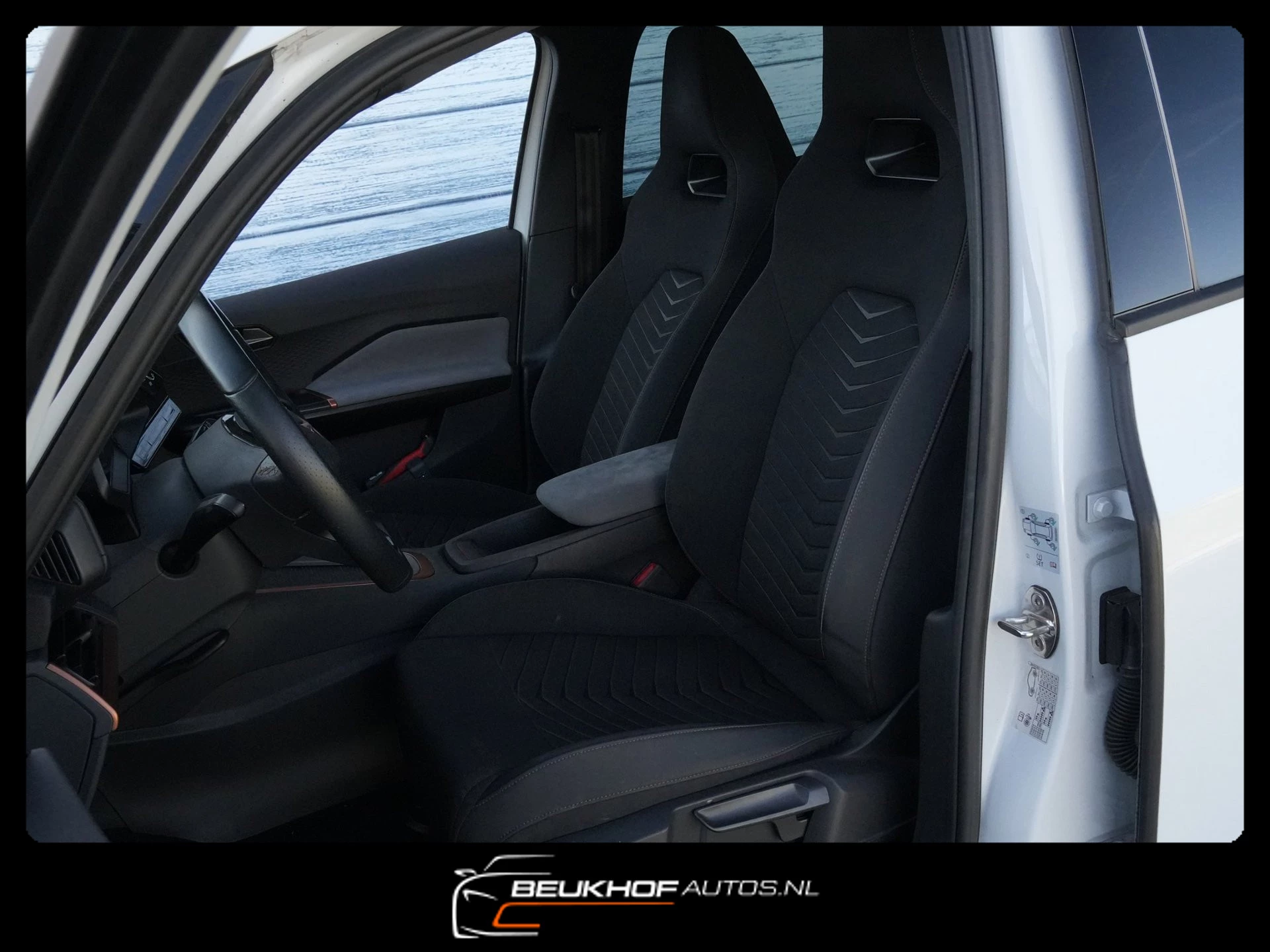 Hoofdafbeelding CUPRA Born