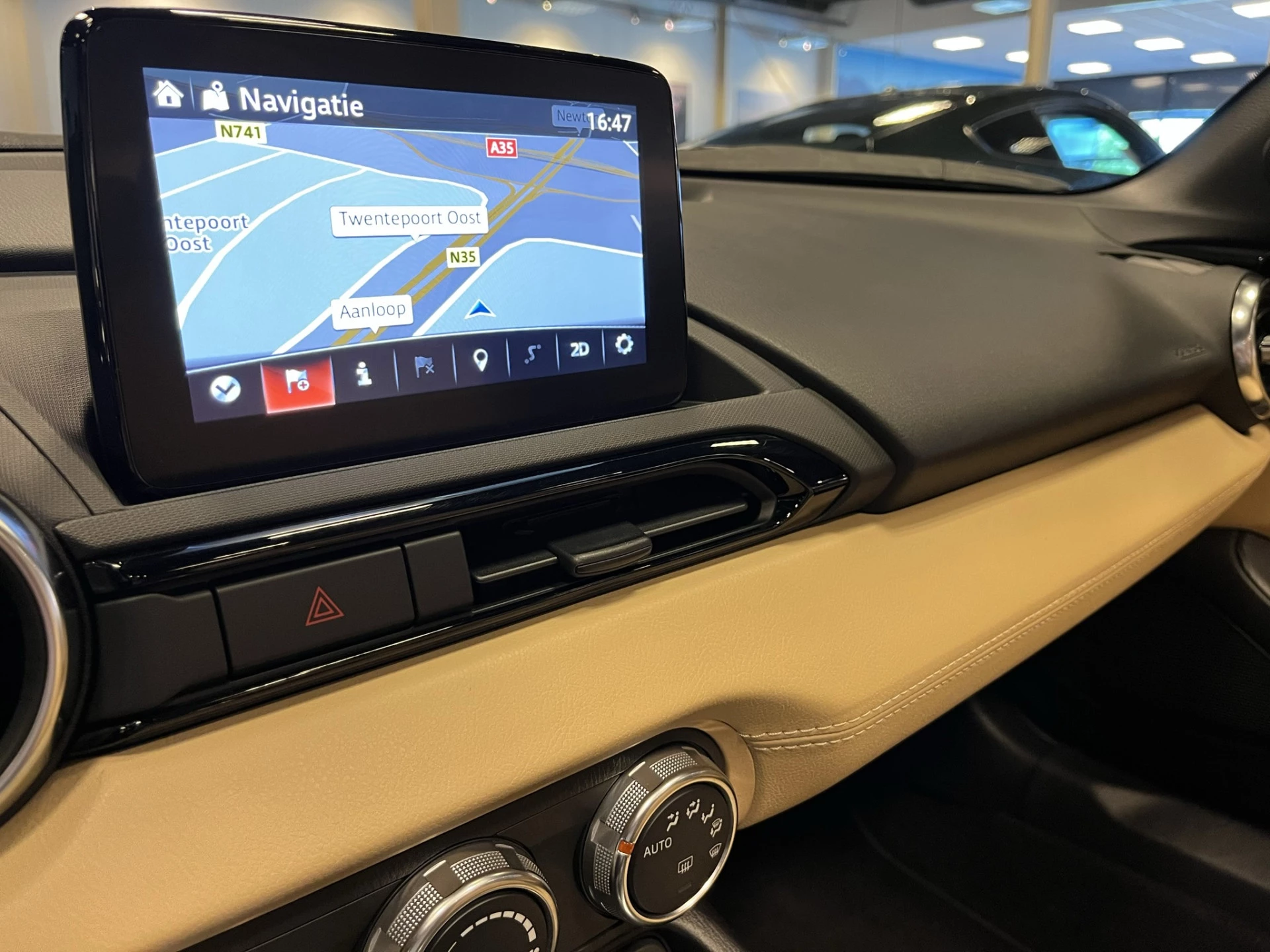 Hoofdafbeelding Mazda MX-5