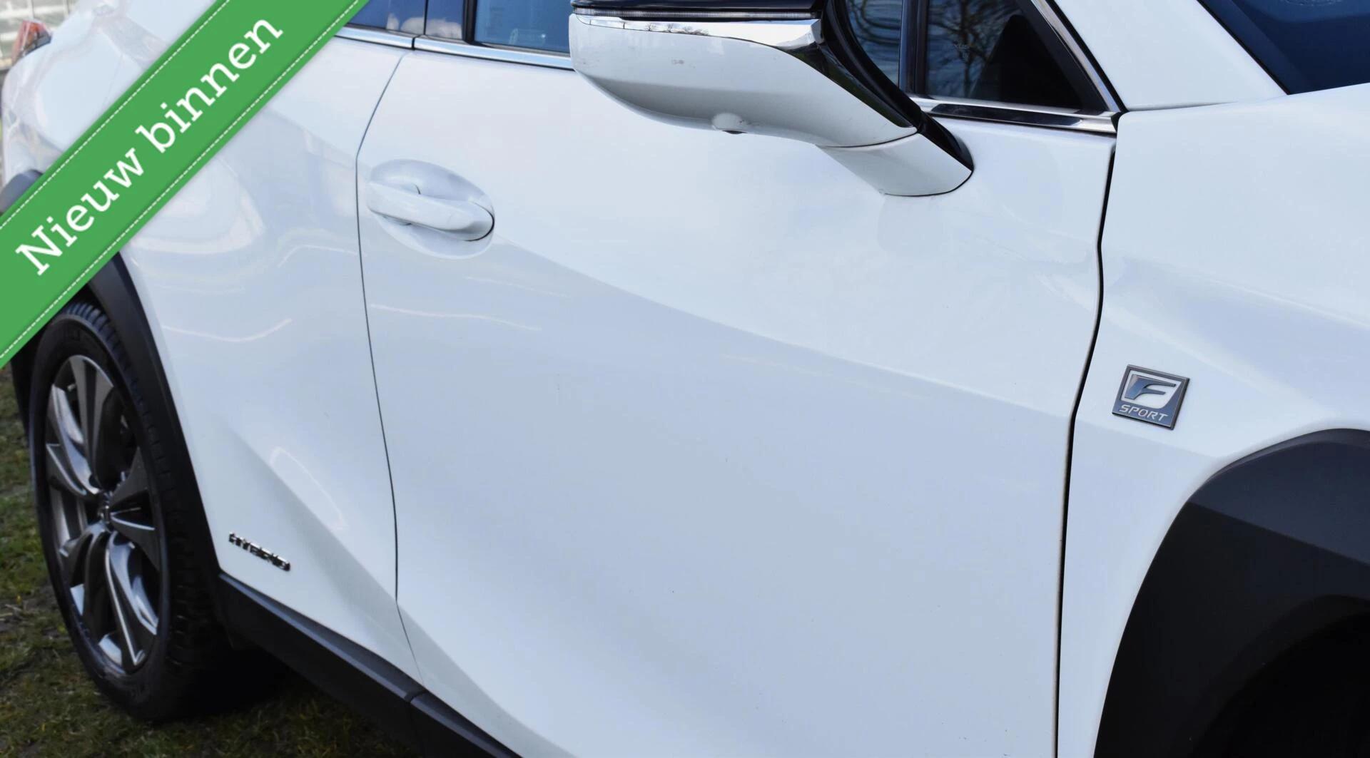 Hoofdafbeelding Lexus UX