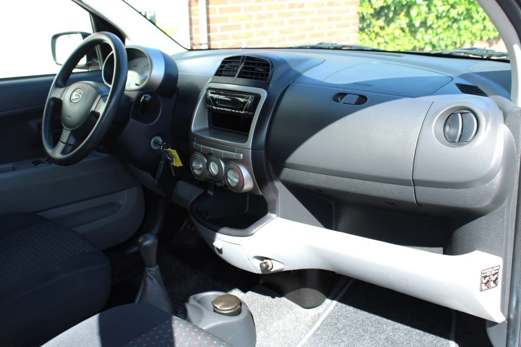 Hoofdafbeelding Daihatsu Sirion