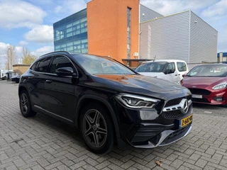 Mercedes GLA-klasse 200 AMG Line Automaat | PDC | Navi | Camera