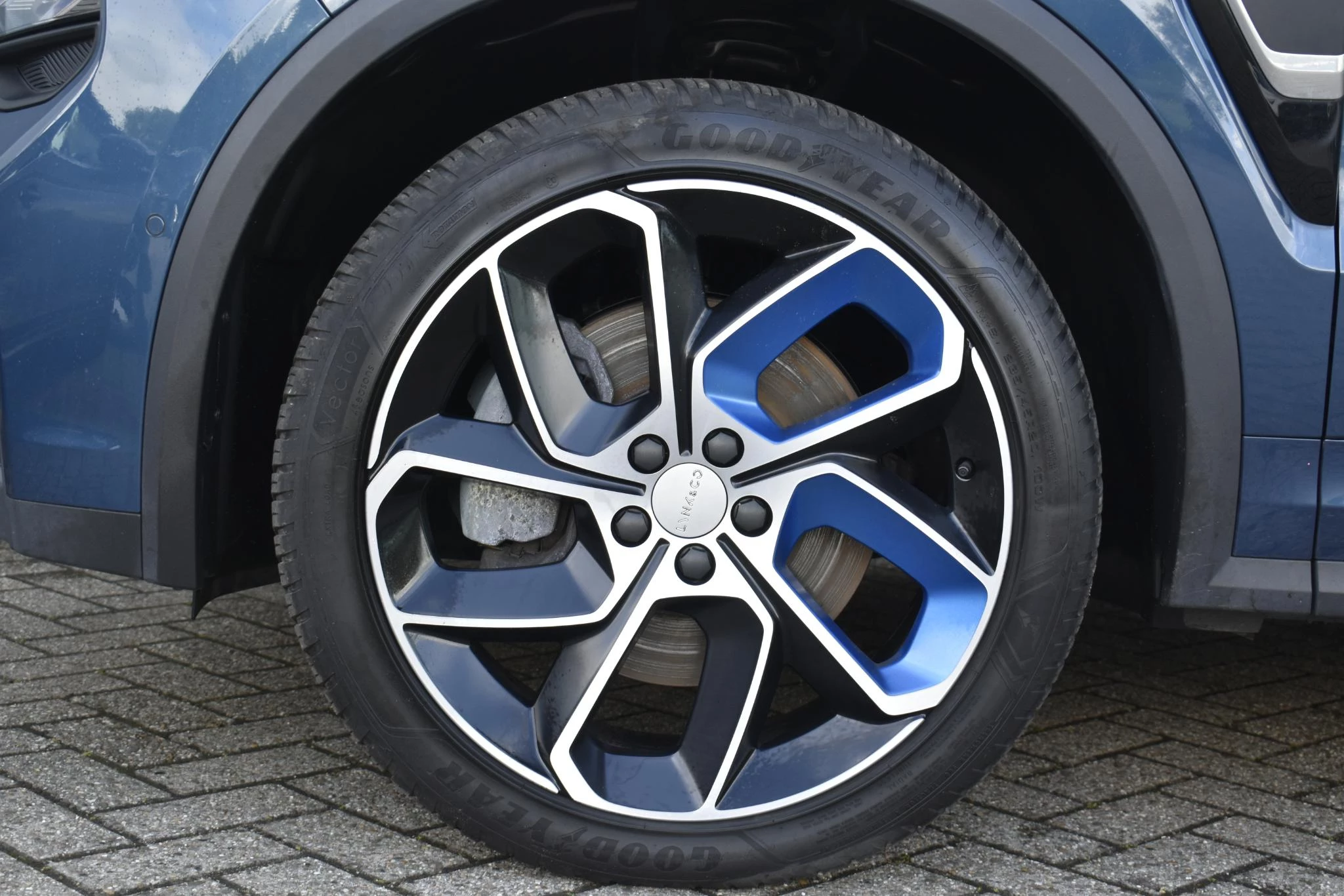 Hoofdafbeelding Lynk & Co 01