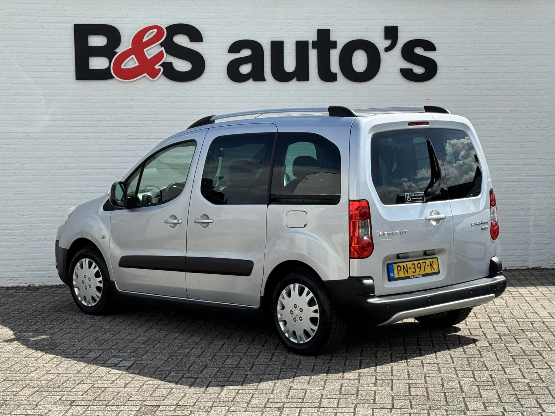 Hoofdafbeelding Peugeot Partner