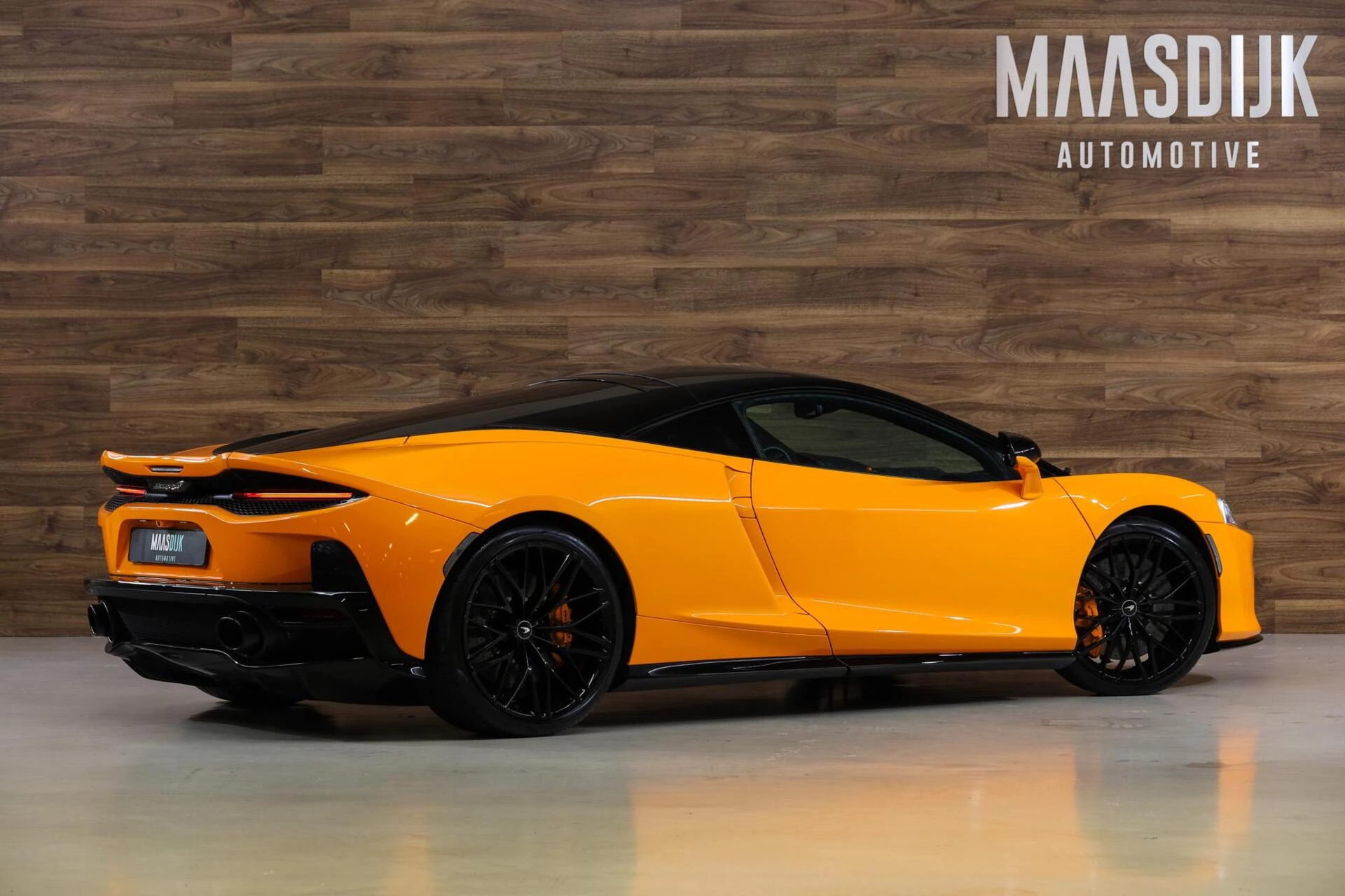 Hoofdafbeelding McLaren GT