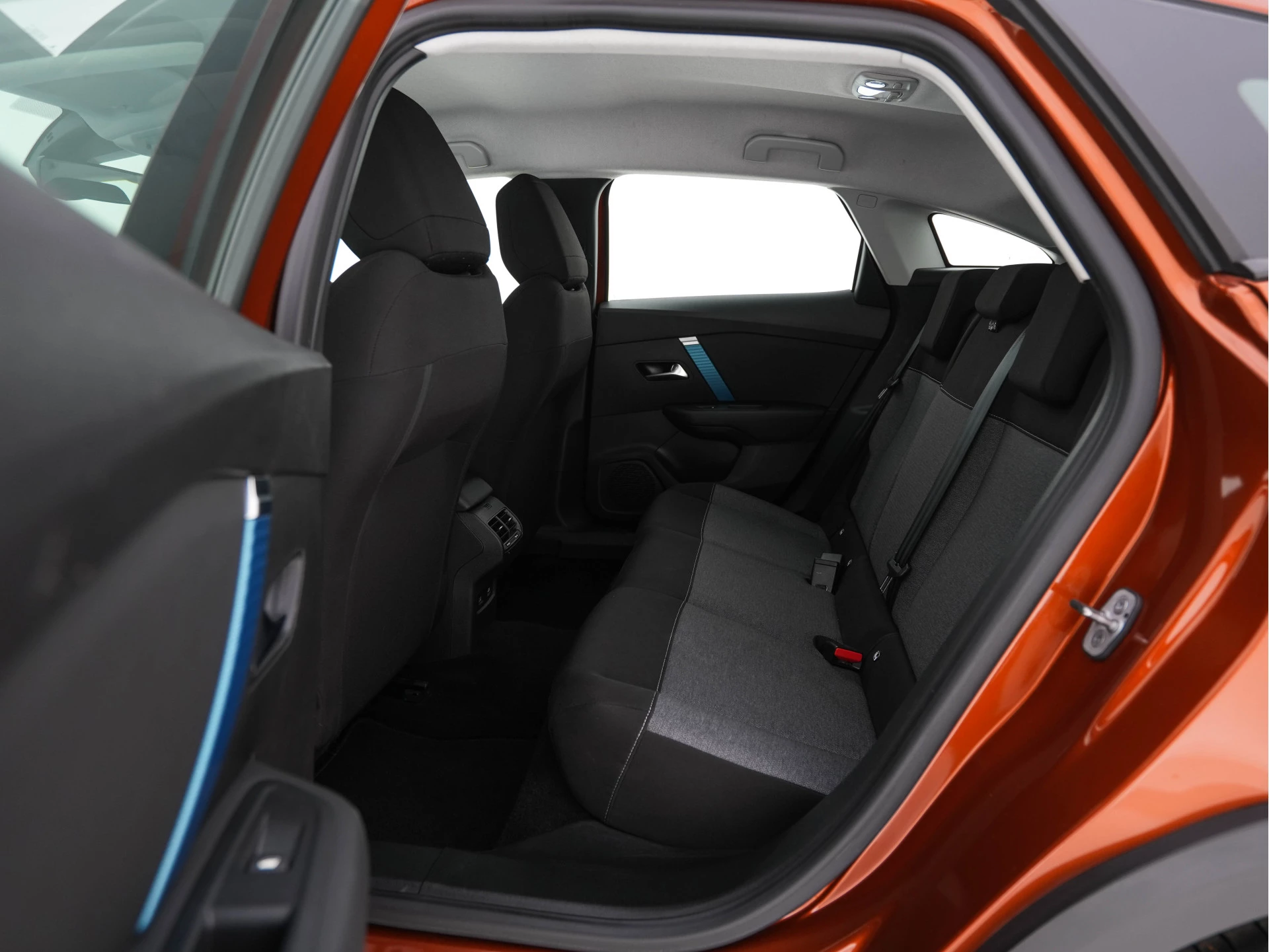 Hoofdafbeelding Citroën ë-C4