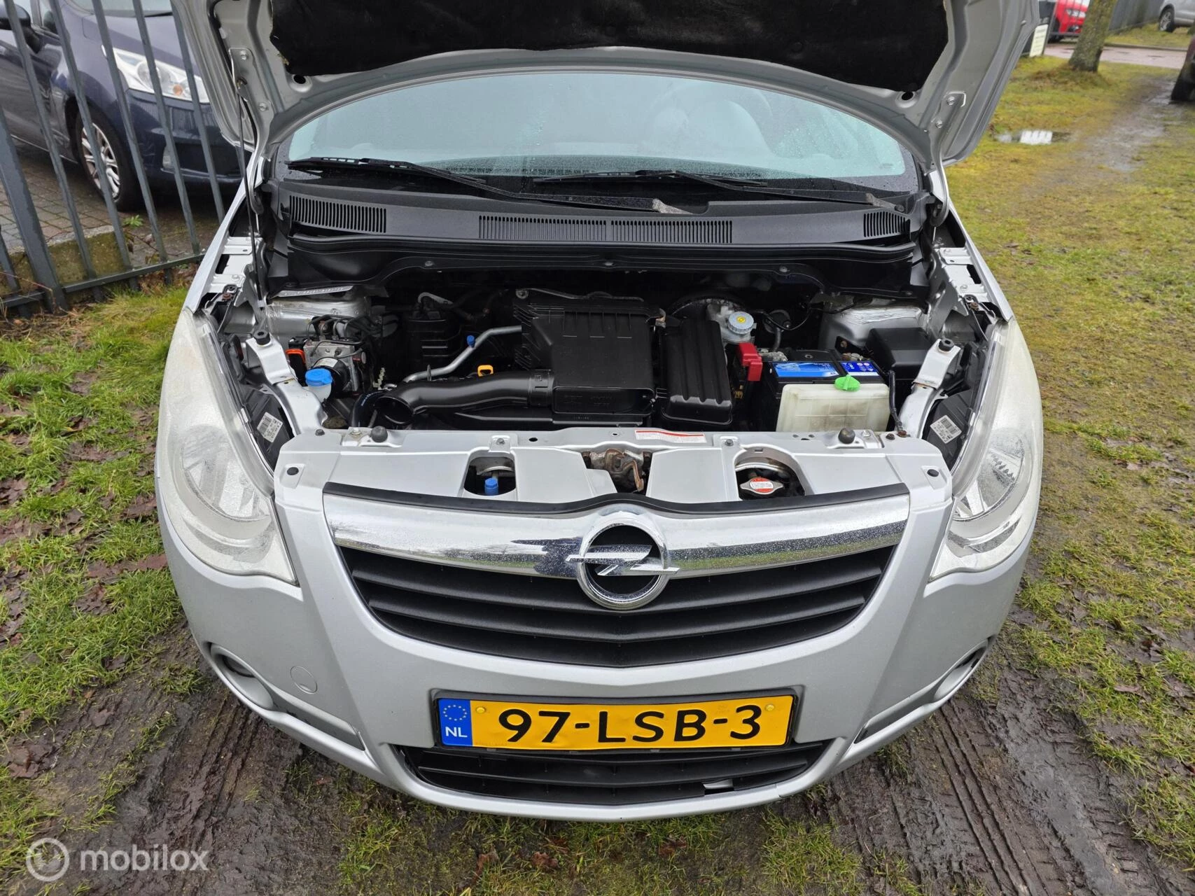 Hoofdafbeelding Opel Agila