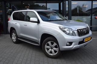 Hoofdafbeelding Toyota Land Cruiser Toyota Land Cruiser Landcruiser 150 3.0 D-4D 5DRS VX A/T VAN