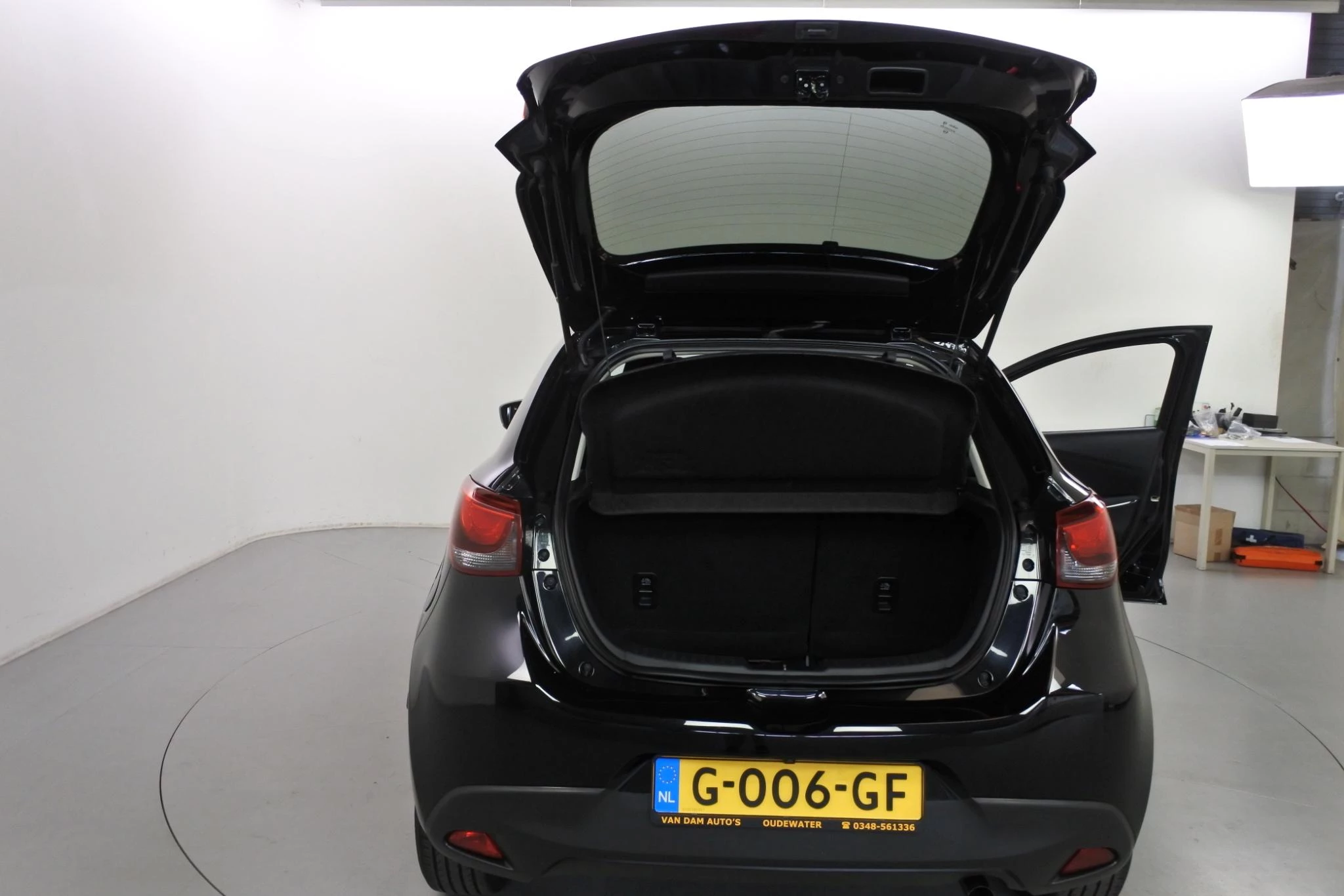 Hoofdafbeelding Mazda 2