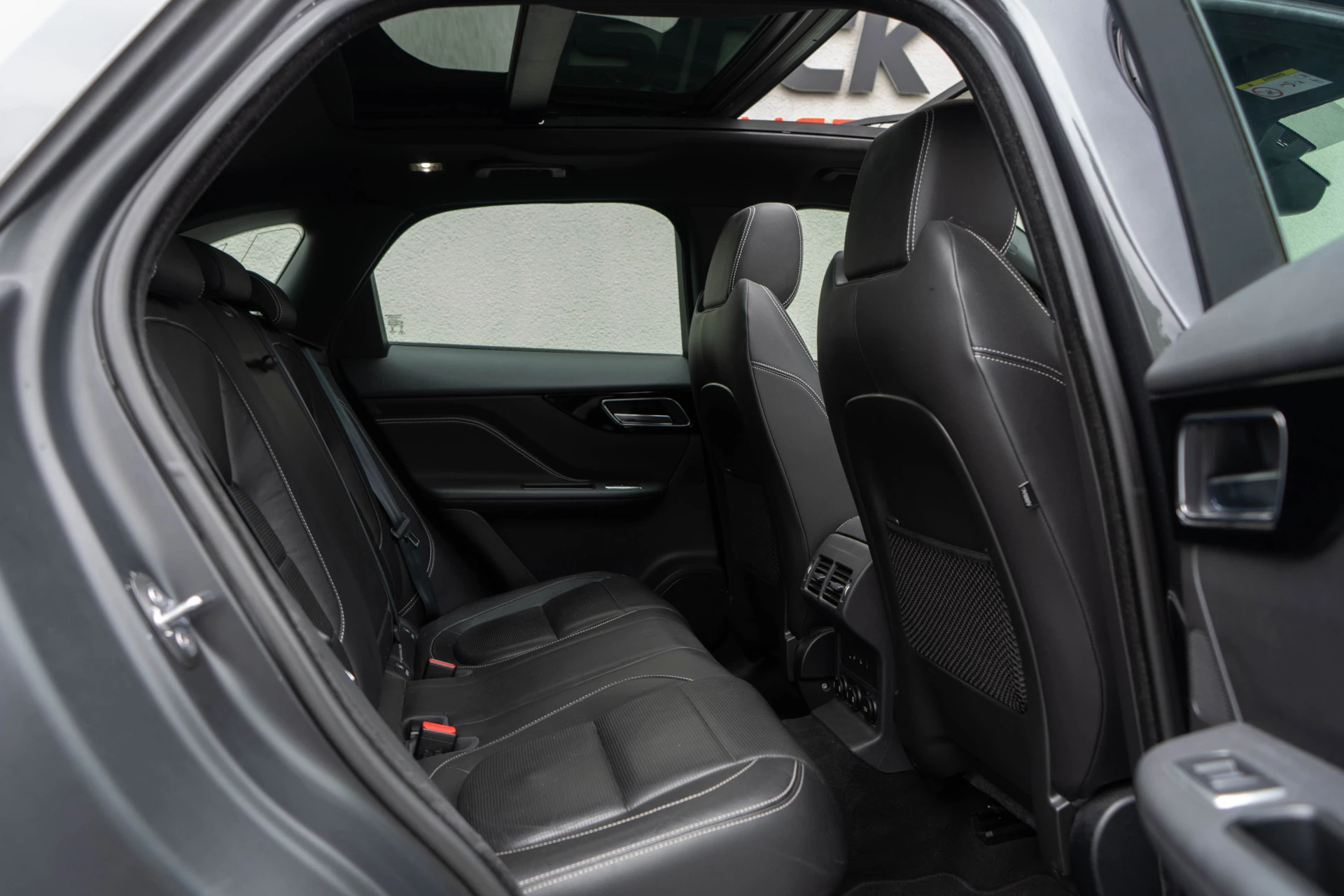 Hoofdafbeelding Jaguar F-PACE