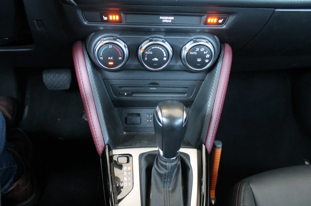 Hoofdafbeelding Mazda CX-3