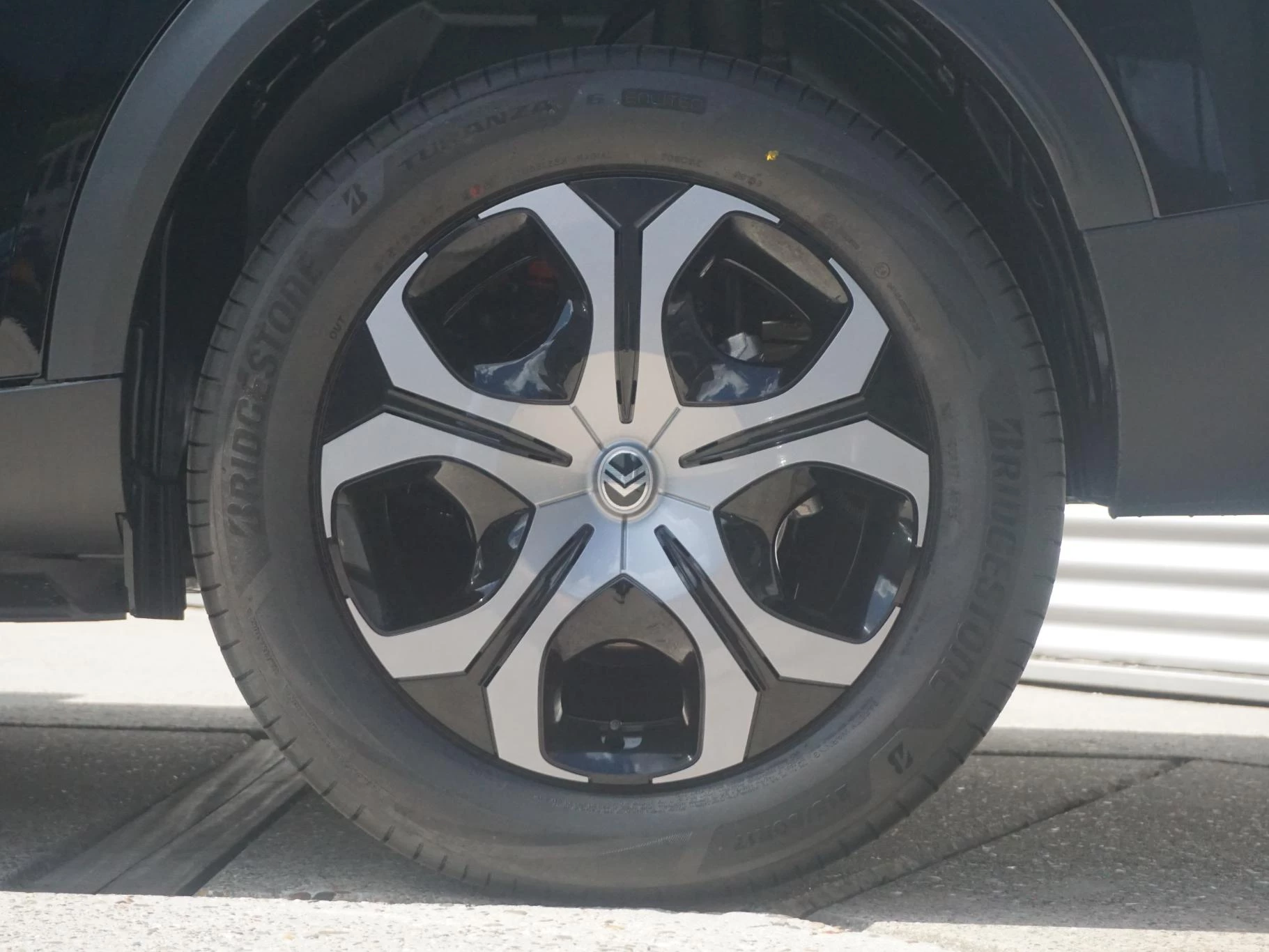 Hoofdafbeelding Citroën ë-C3 Aircross