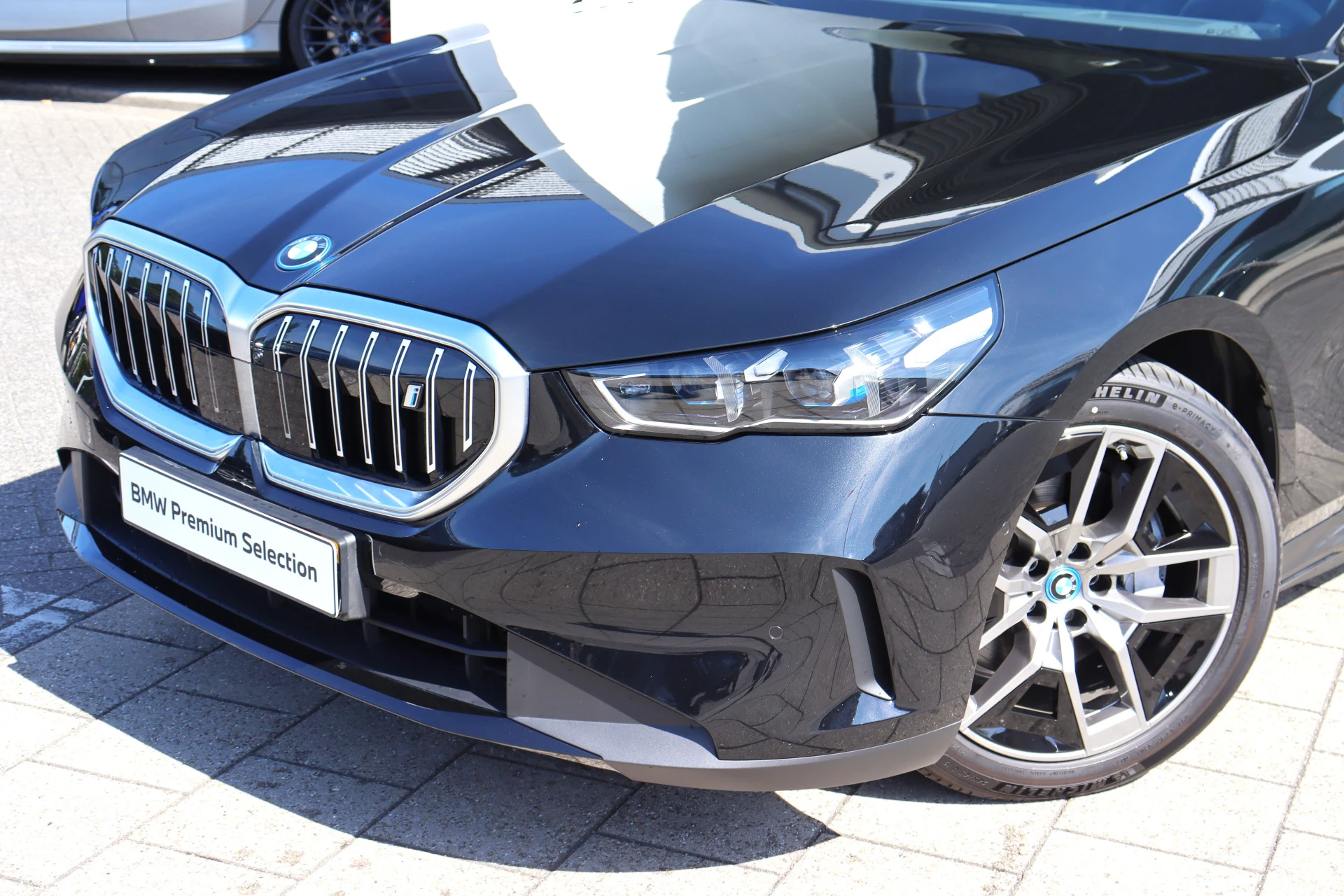 Hoofdafbeelding BMW i5