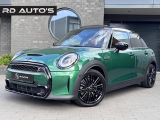 Hoofdafbeelding MINI Cooper S Mini Mini 2.0 Cooper S British Racing green Pano HUD Harman/Kardon