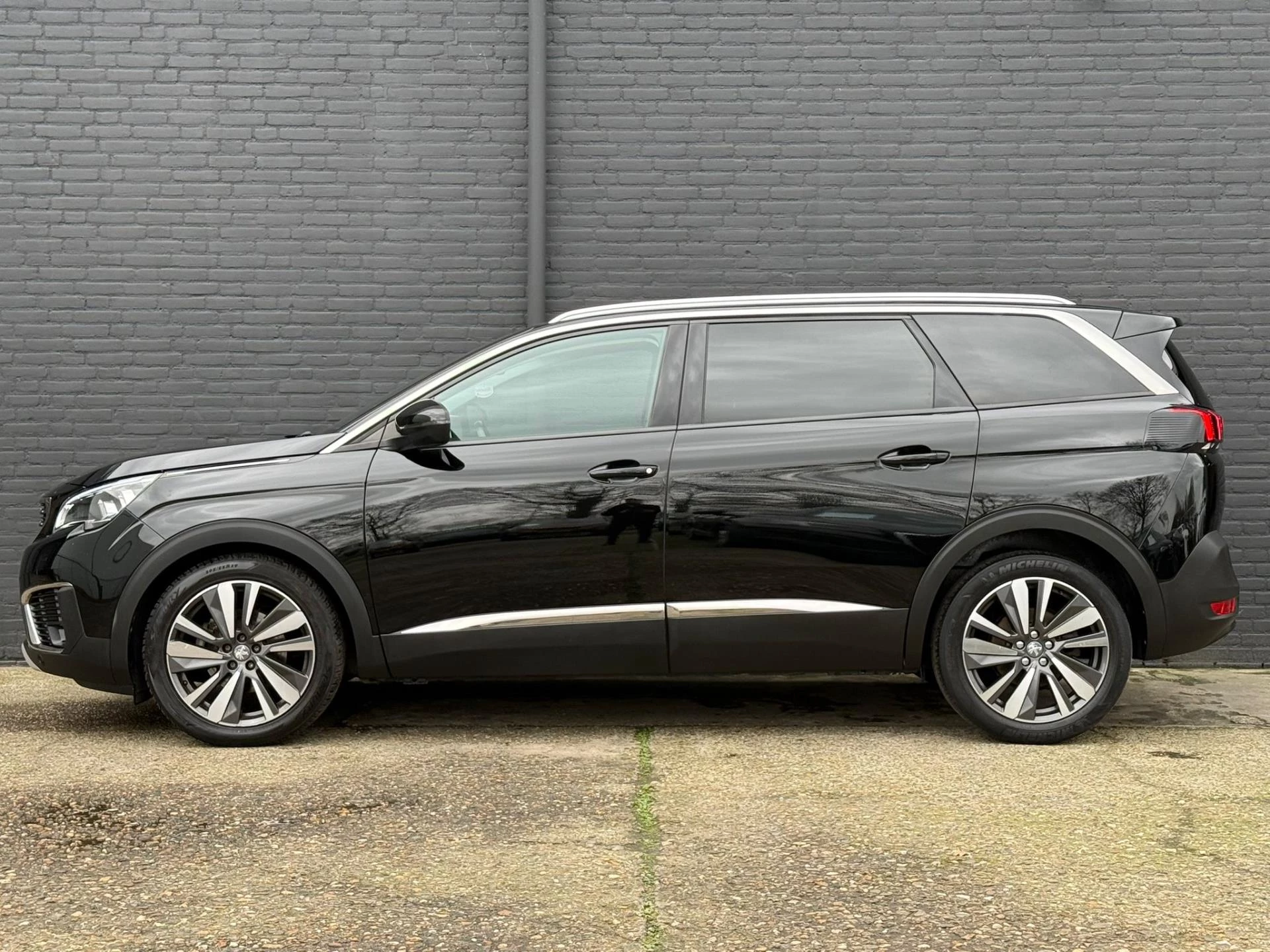 Hoofdafbeelding Peugeot 5008