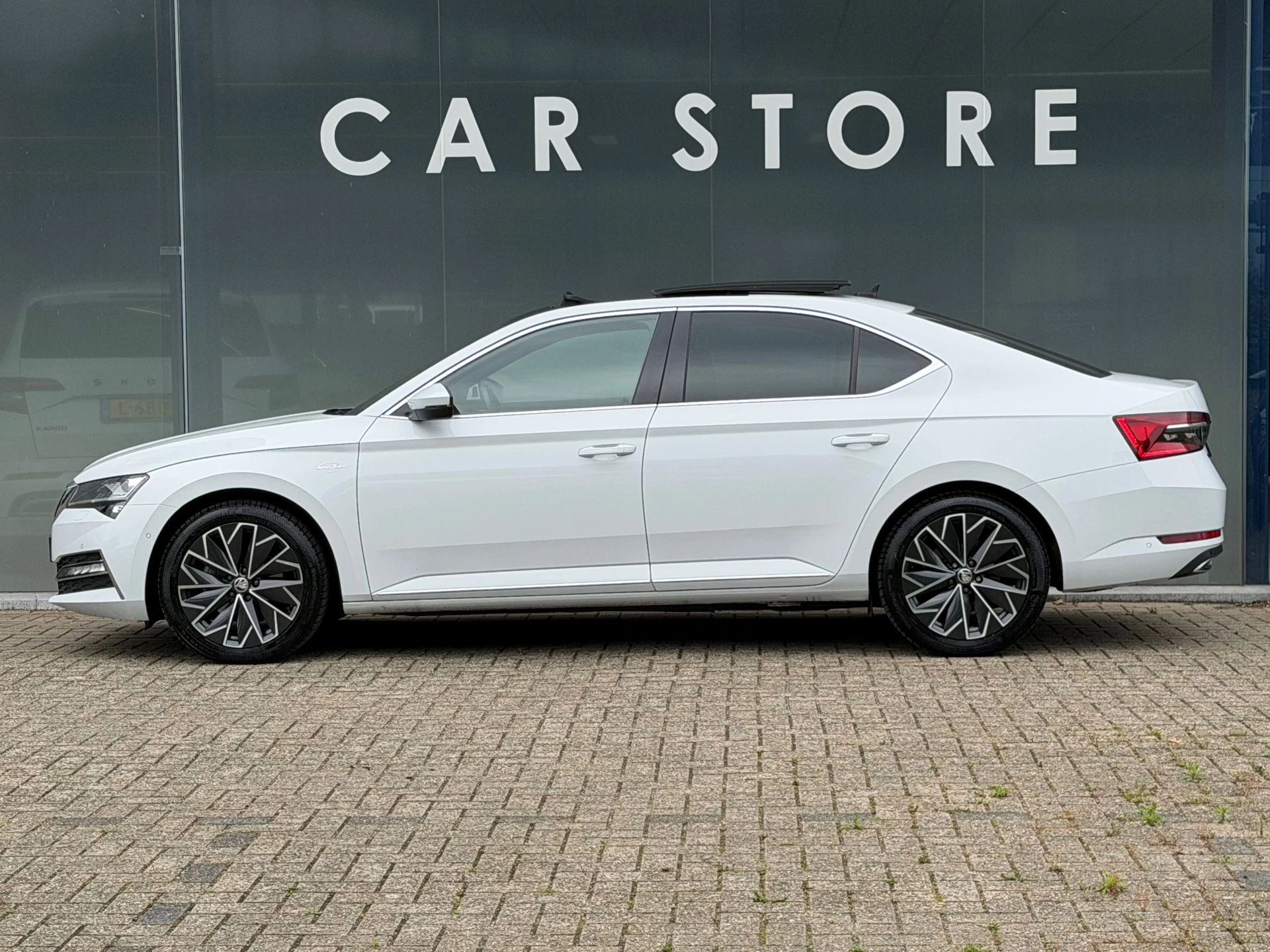 Hoofdafbeelding Škoda Superb