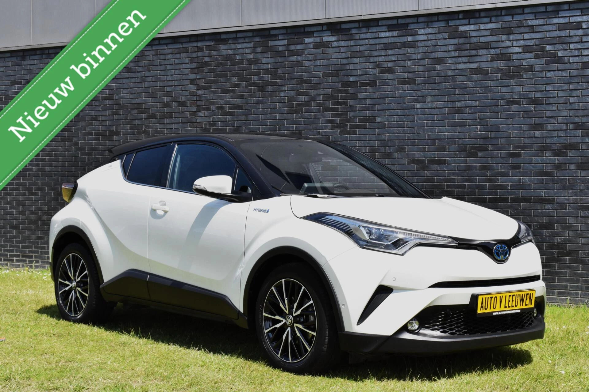 Hoofdafbeelding Toyota C-HR