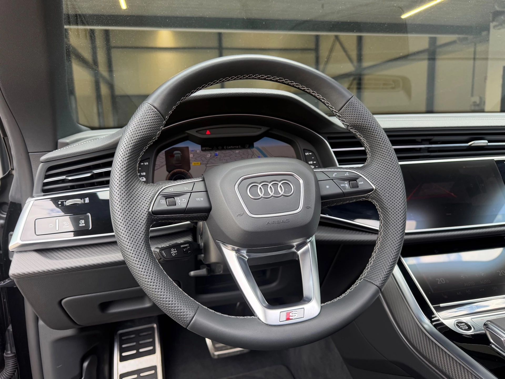 Hoofdafbeelding Audi Q8