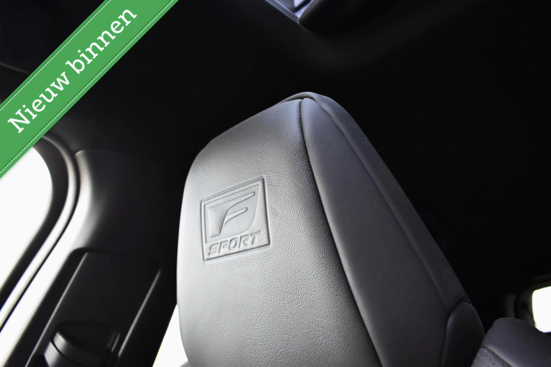 Hoofdafbeelding Lexus UX