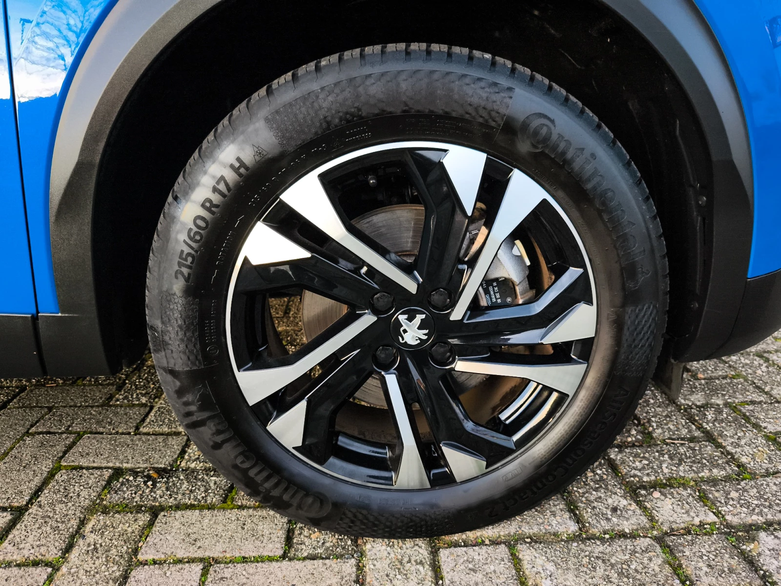 Hoofdafbeelding Peugeot e-2008