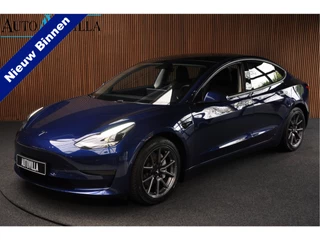 Hoofdafbeelding Tesla Model 3 Tesla Model 3 Autopilot ACC Stuurverwarm. Afneemb. trekhaak PDC Leer Navi Panoramadak 360° Elektr. achterklep Stoelverwarming voor & achter Climate voor & achter LM velgen BTW auto!
