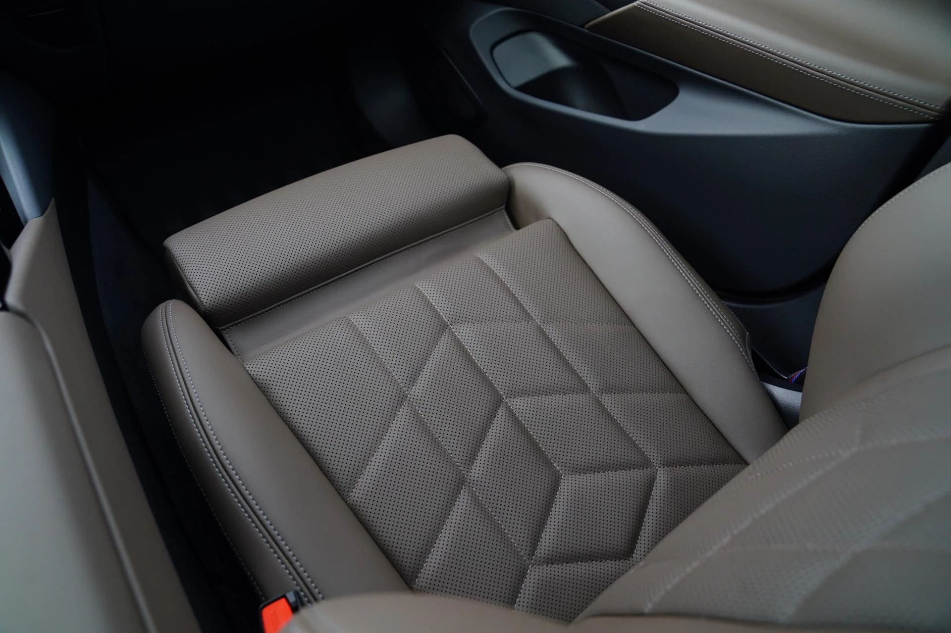 Hoofdafbeelding BMW i5