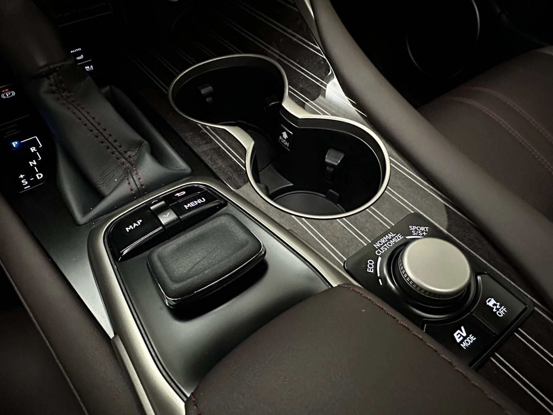 Hoofdafbeelding Lexus RX