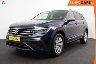Hoofdafbeelding Volkswagen Tiguan Allspace Volkswagen Tiguan Allspace 1.5 TSI 150pk DSG Life 7p. Navigatie Climate Control Adaptieve cruise control Achteruitrijcamera Trekhaak Virtual Cockpit Elektrische achterklep Stoelverwarming Led Lichtmetalen velgen Parkeersensoren