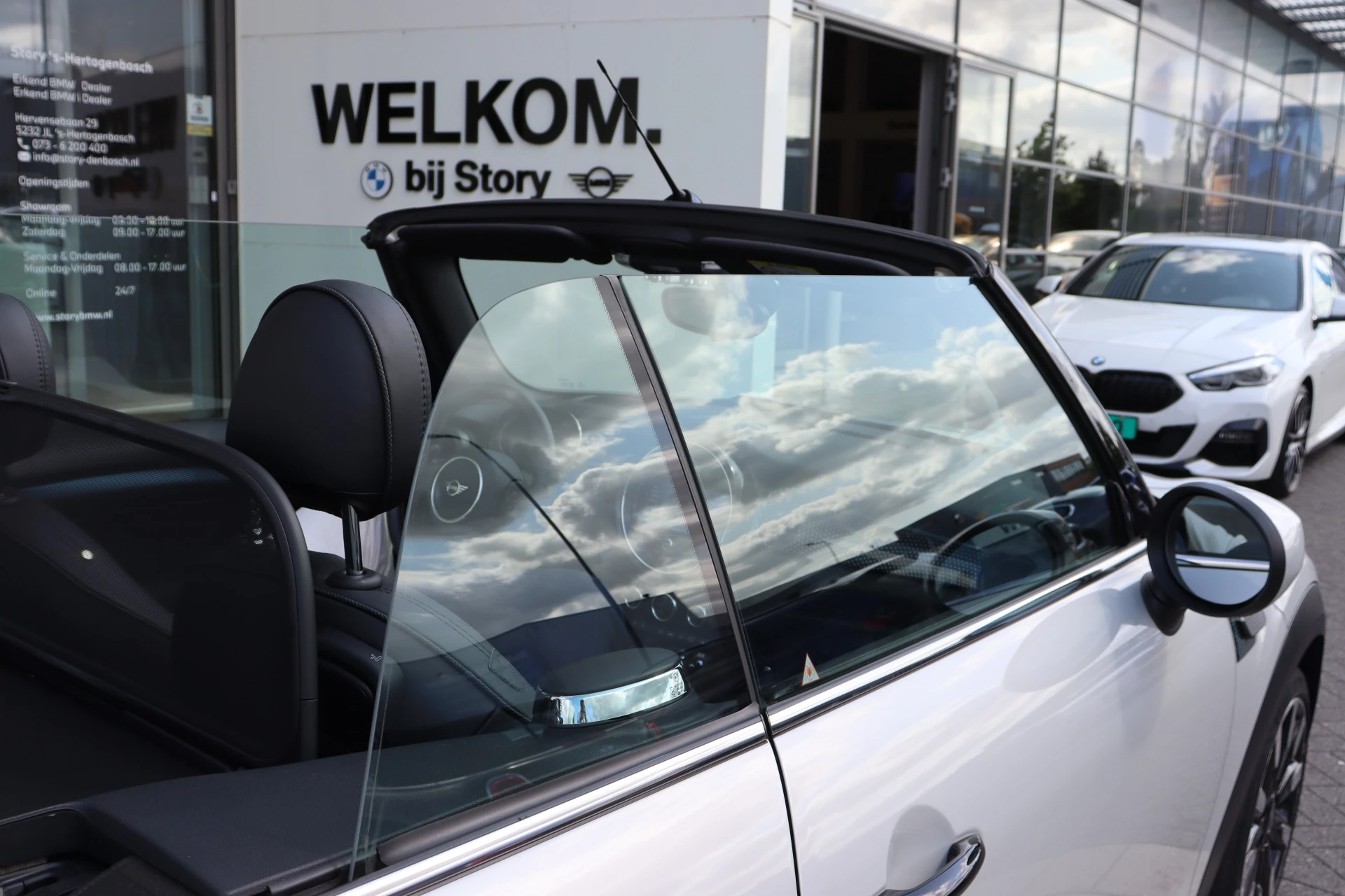 Hoofdafbeelding MINI Cooper Cabrio