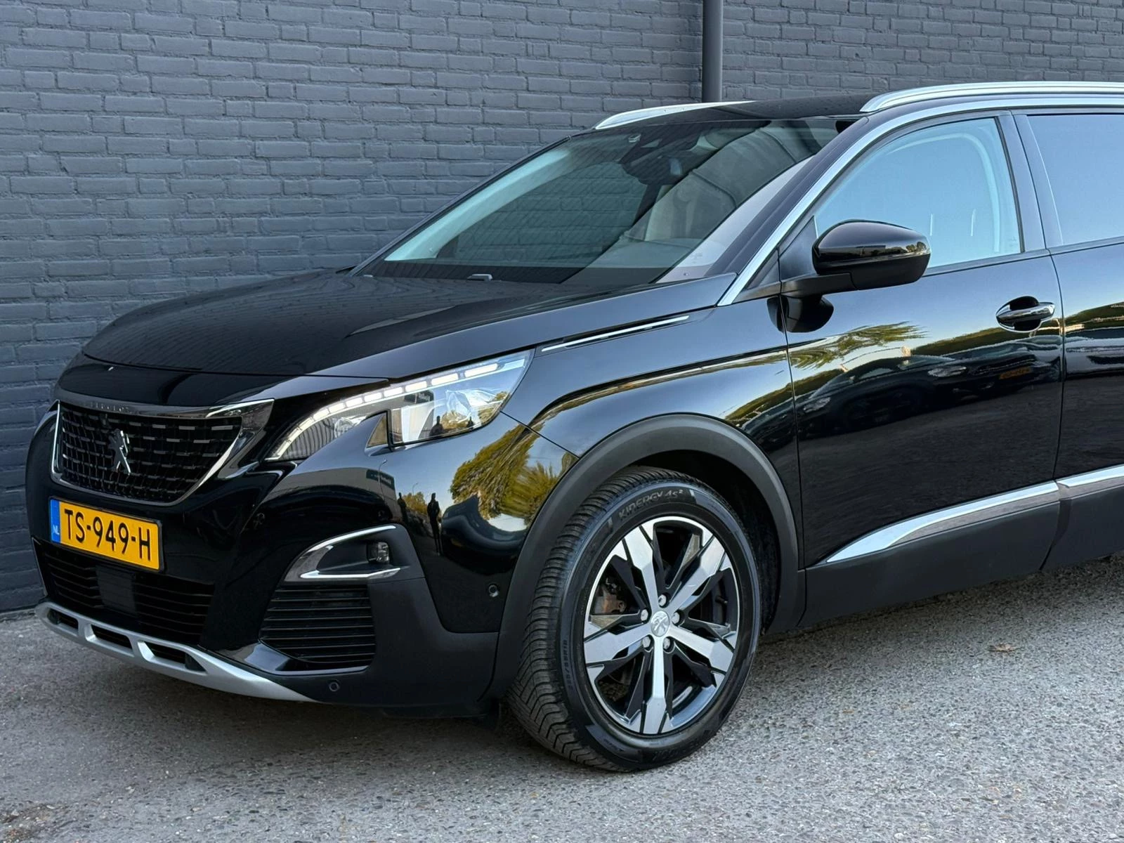 Hoofdafbeelding Peugeot 5008