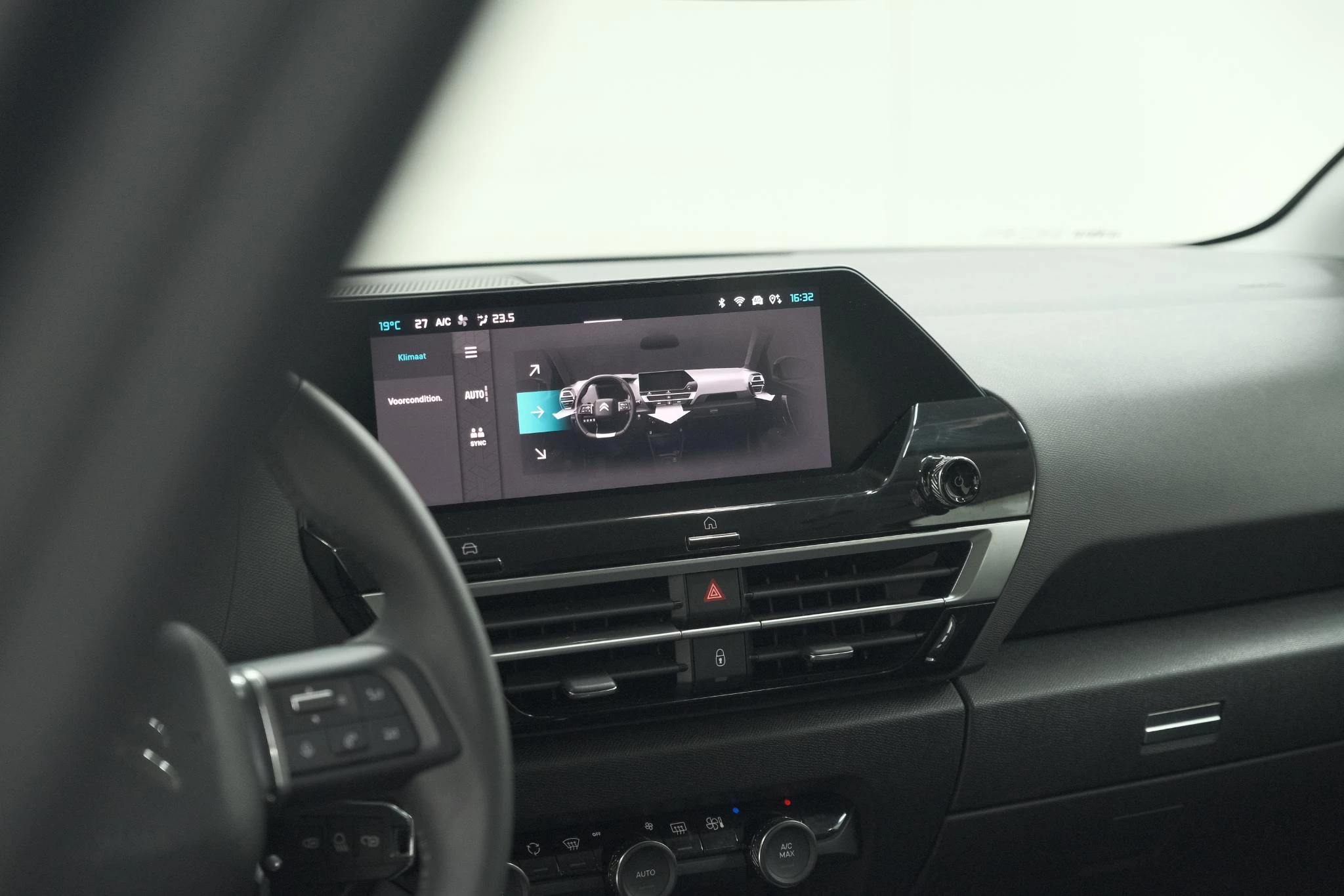 Hoofdafbeelding Citroën ë-C4