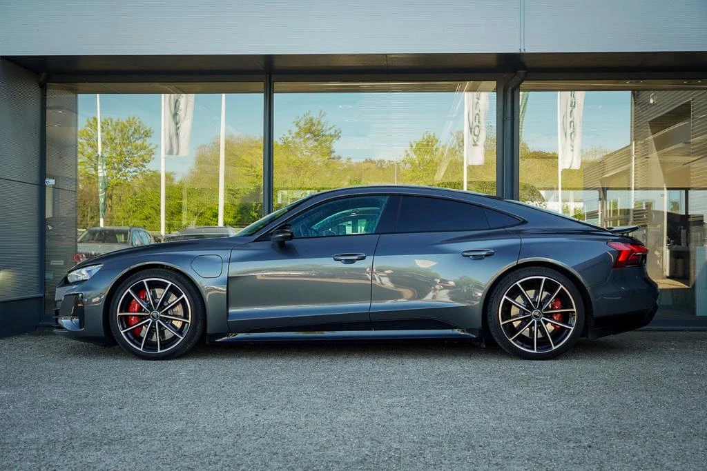 Hoofdafbeelding Audi e-tron GT