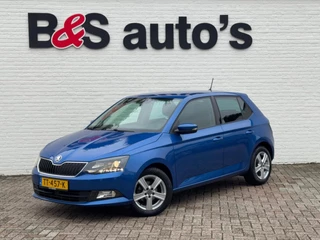 Hoofdafbeelding Škoda Fabia Skoda Fabia 1.2 TSI Ambition Business Cruise control Airco Navigatie Bluetooth Parkeersensor achter Verwarmbare buitenspiegels
