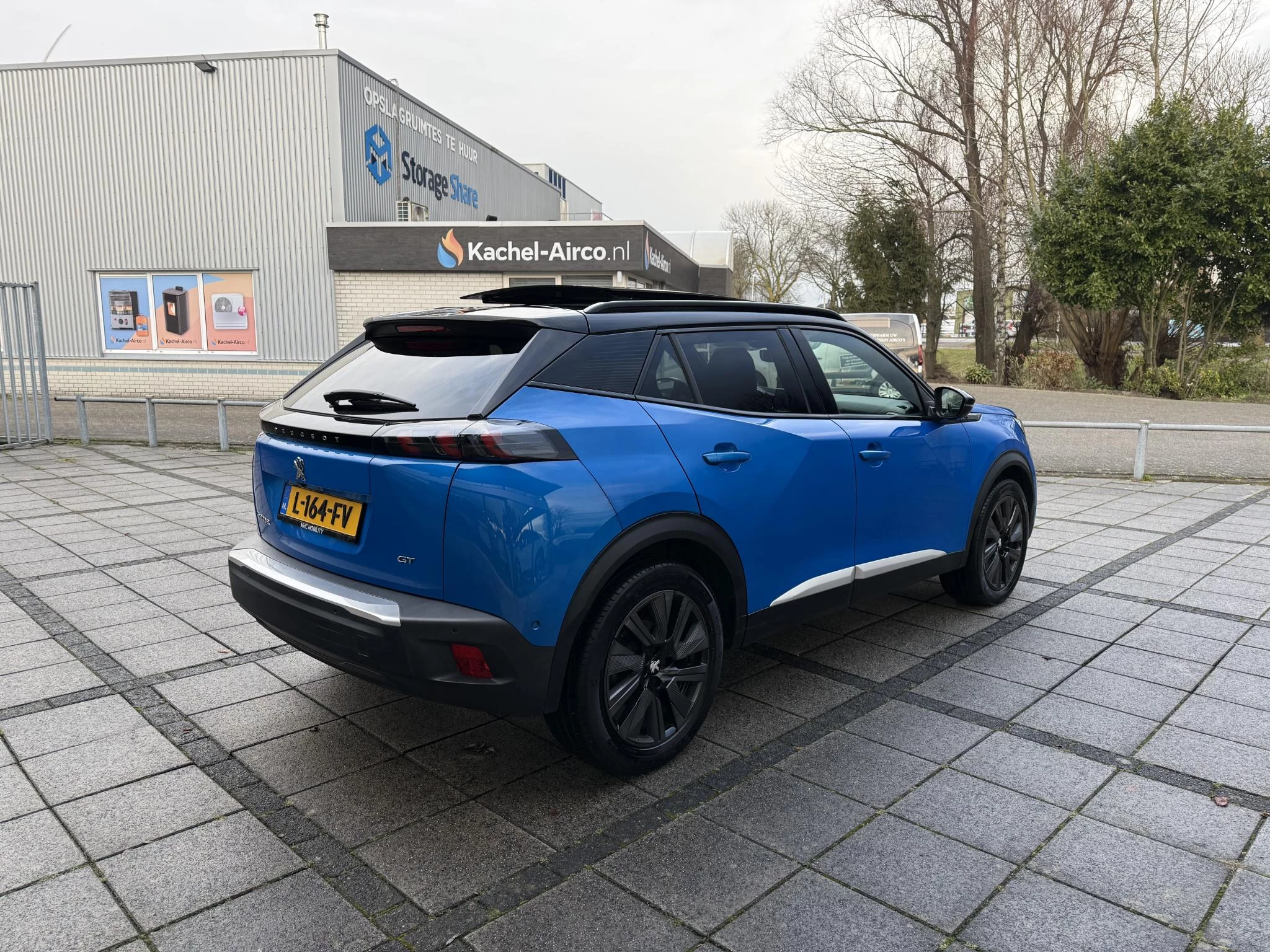 Hoofdafbeelding Peugeot e-2008