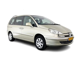 Hoofdafbeelding Peugeot 807 Peugeot 807 2.0 HDiF ST [ 7-Pers. ] Aut. *NAVI-FULLMAP | XENON | VELOURS-COMFORT-SEATS | HEATED-SEATS | ECC | PDC | CRUISE | TOWBAR | 16''ALU*