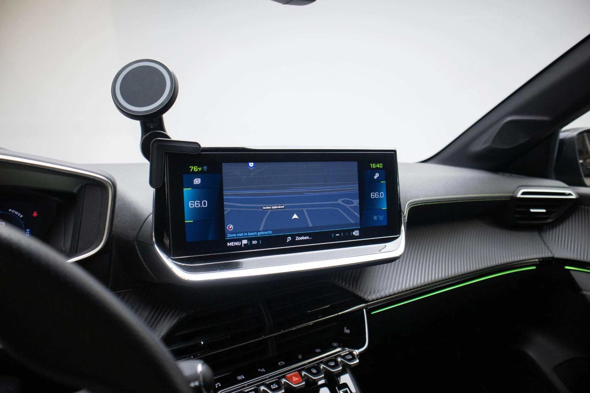 Hoofdafbeelding Peugeot e-208