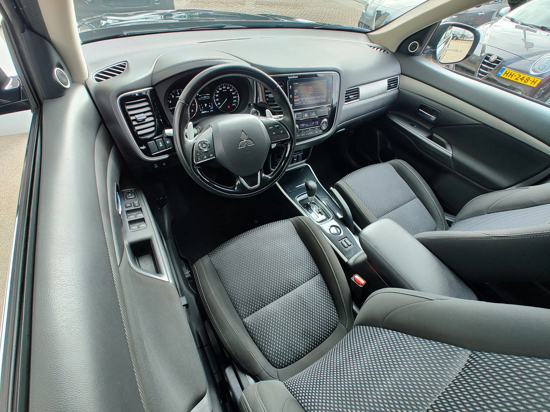 Hoofdafbeelding Mitsubishi Outlander