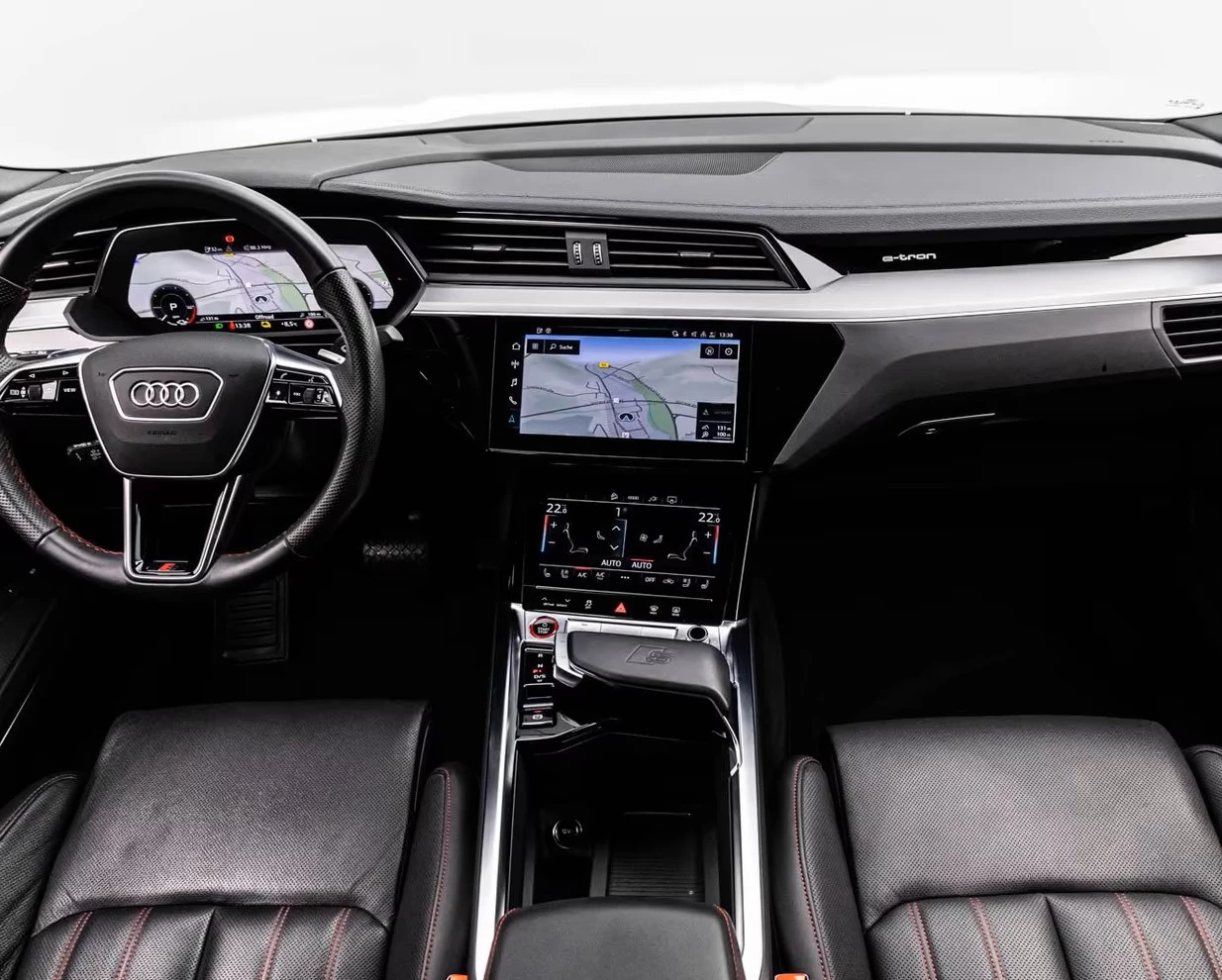 Hoofdafbeelding Audi e-tron