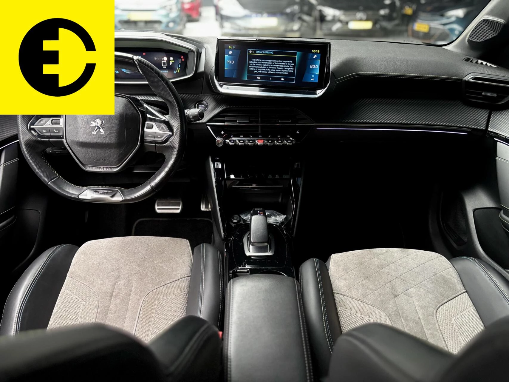 Hoofdafbeelding Peugeot e-208