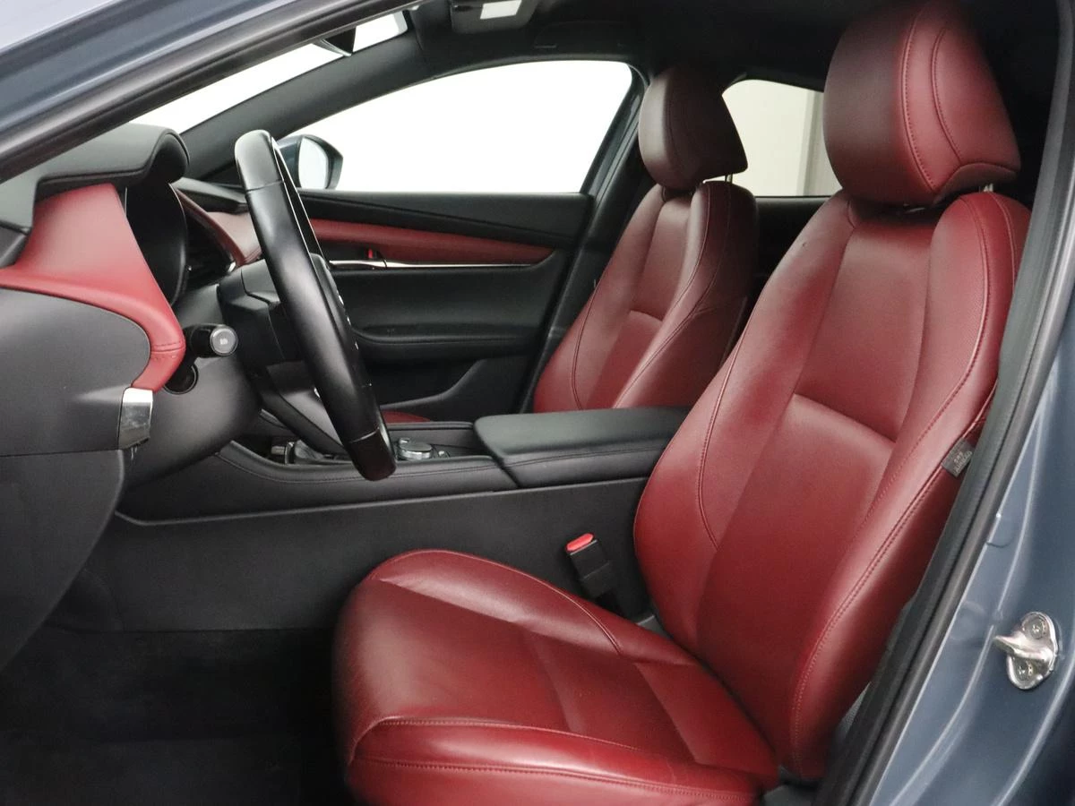 Hoofdafbeelding Mazda 3