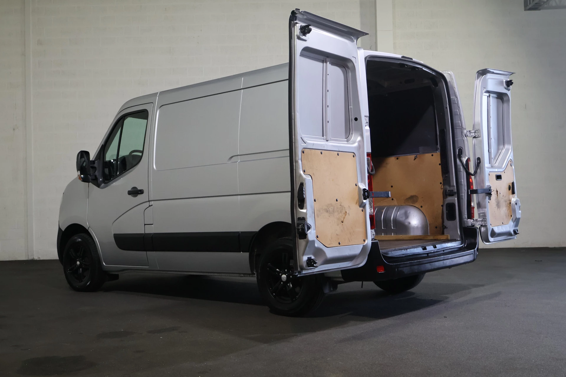 Hoofdafbeelding Nissan NV400