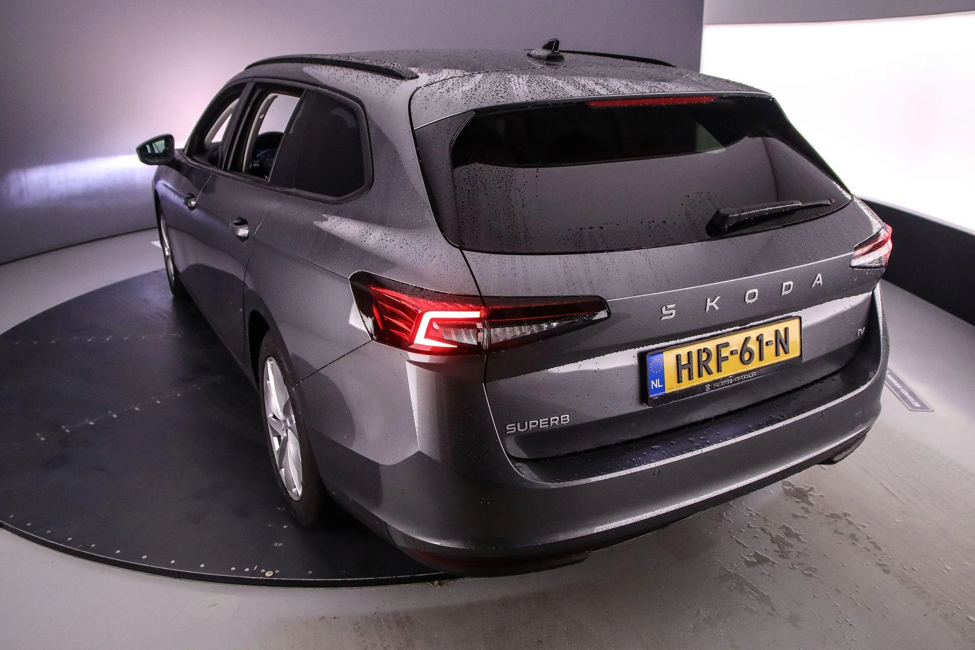 Hoofdafbeelding Škoda Superb