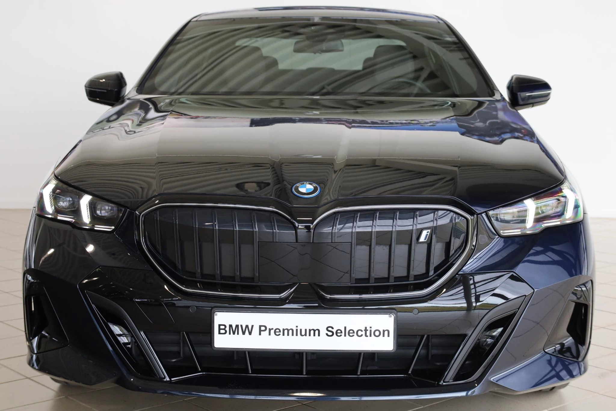 Hoofdafbeelding BMW i5