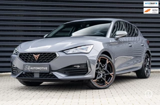Cupra Leon 1.4 e-Hybrid VZ / CARPLAY / CAMERA / STOEL EN STUURVERWARMING /